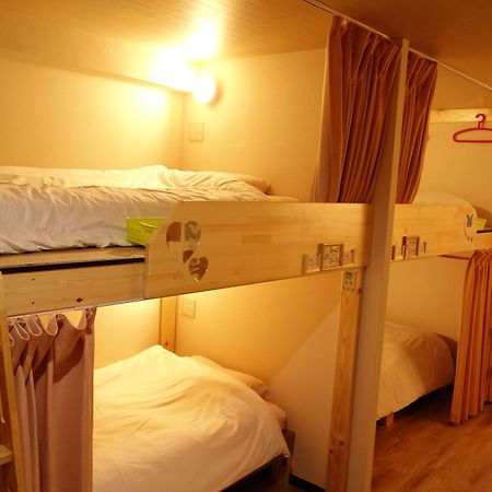 Kens House Hotell Ōsaka Eksteriør bilde