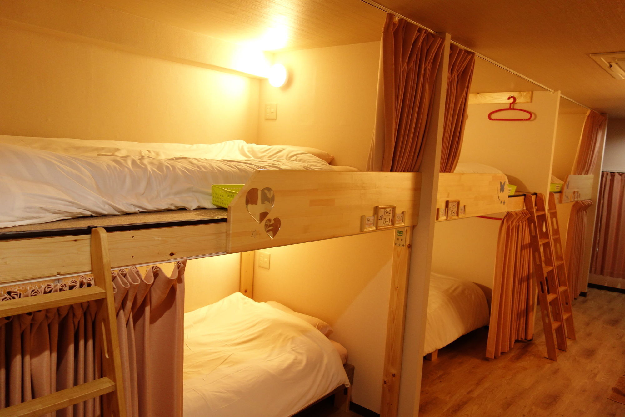 Kens House Hotell Ōsaka Eksteriør bilde
