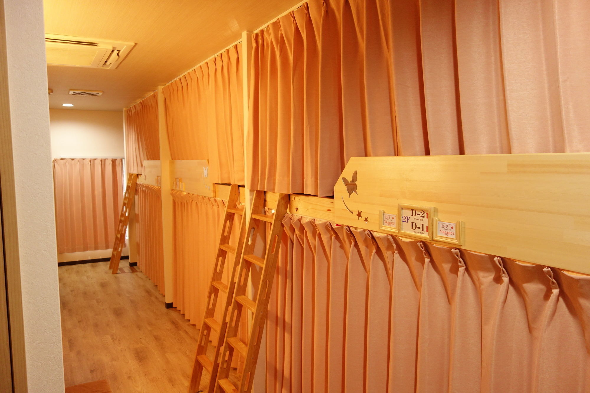 Kens House Hotell Ōsaka Eksteriør bilde